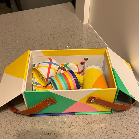 Lovevery Picnic Set - Picture 4 of 5